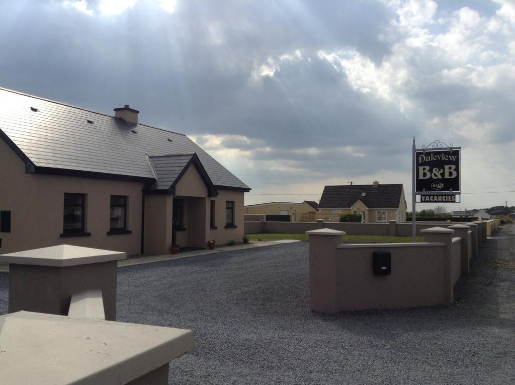 Dale View Bed & Breakfast Lisdoonvarna Bagian luar foto